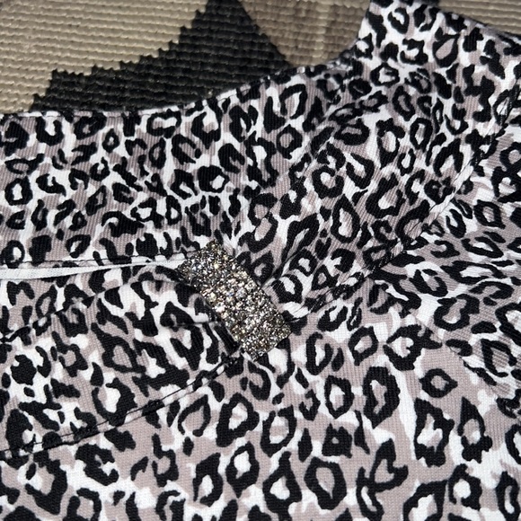 NEW Cheetah shirt - Picture 4 of 6